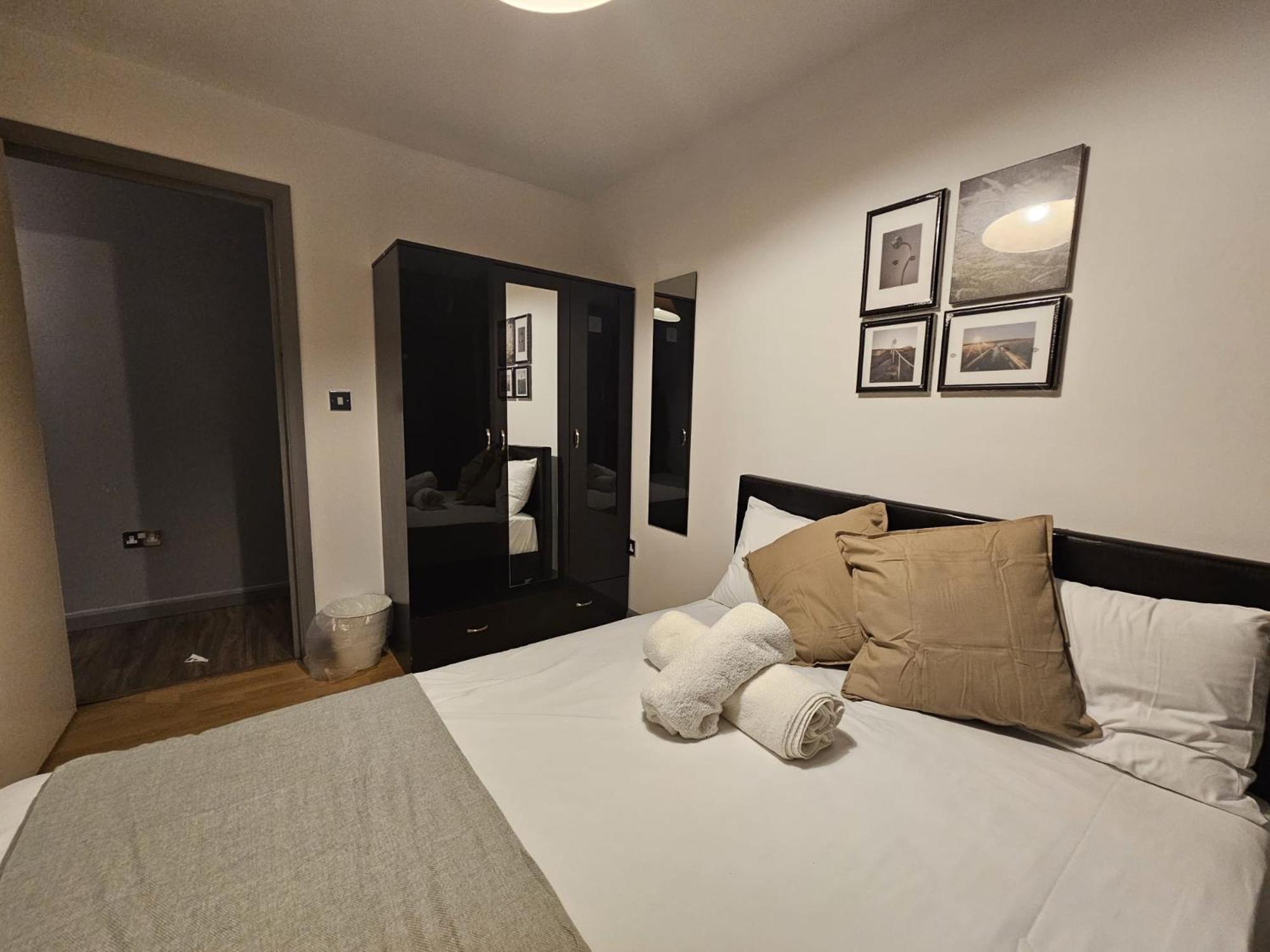 E1 Luxury Penthouse Gasthof London